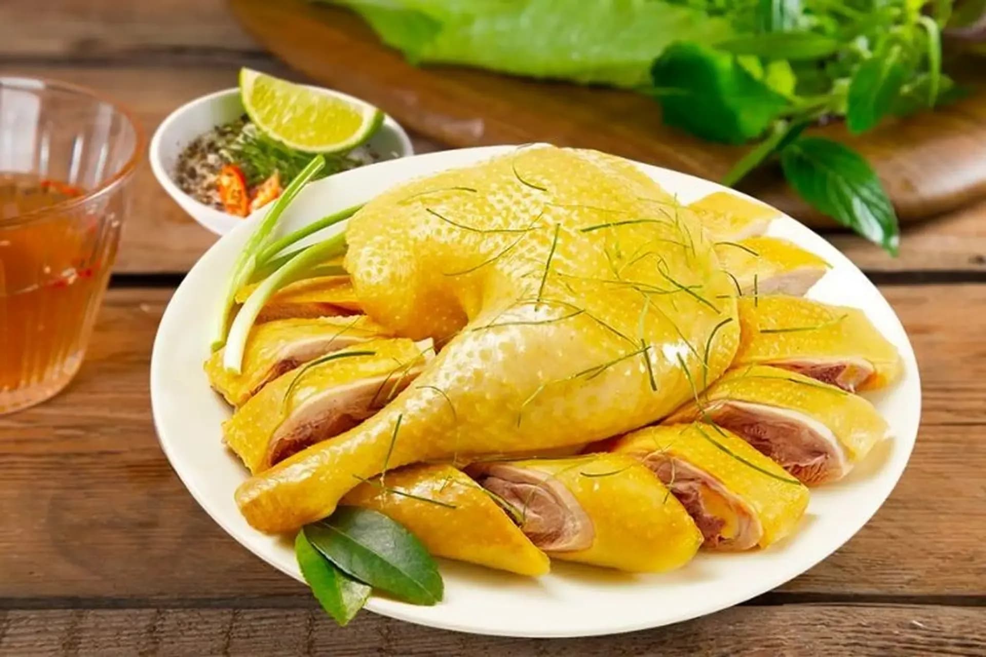HƯƠNG GÀ LUỘC – THƠM BÉO ĐẬM ĐÀ, CHUẨN VỊ NƯỚC DÙNG